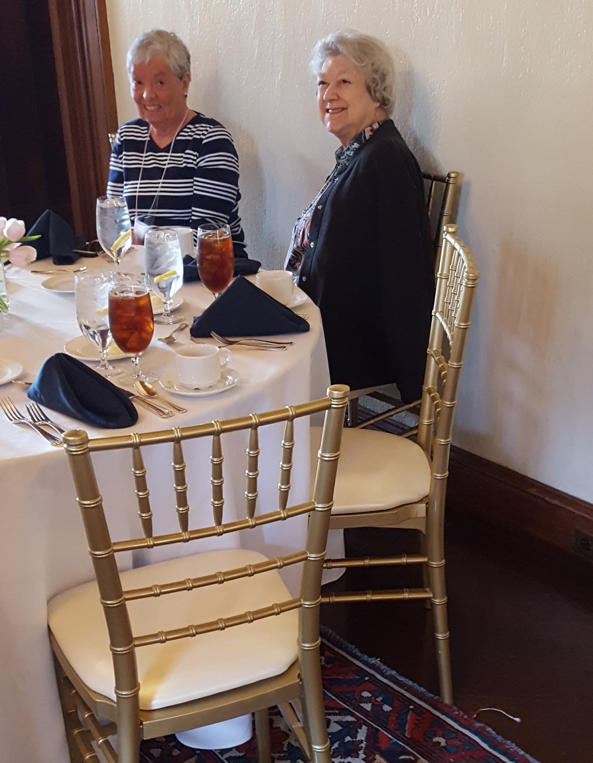 SandhillsWomansExchangeDiners