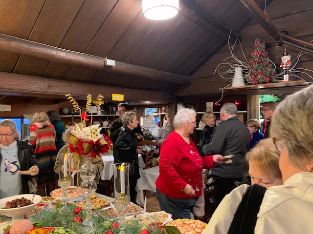 Sandhills Womans Exchange Holiday Open House