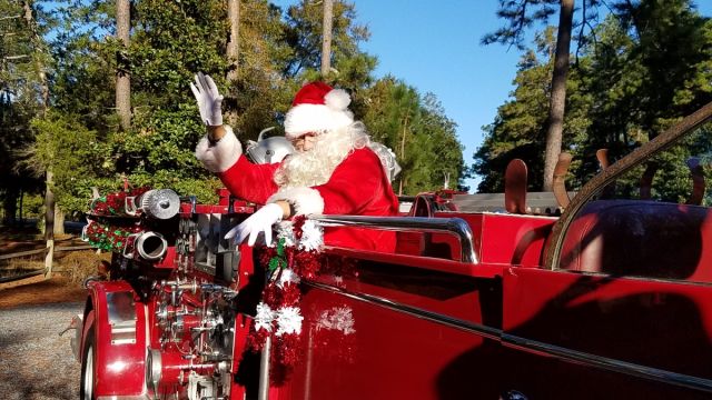 Santa at the Cabin December 5 2020